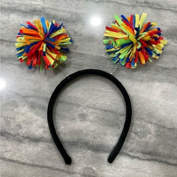 Halloween Bundle Clown Circus T-shirt's, Pom Pom headband and Derby Hat - Picture 7 of 9